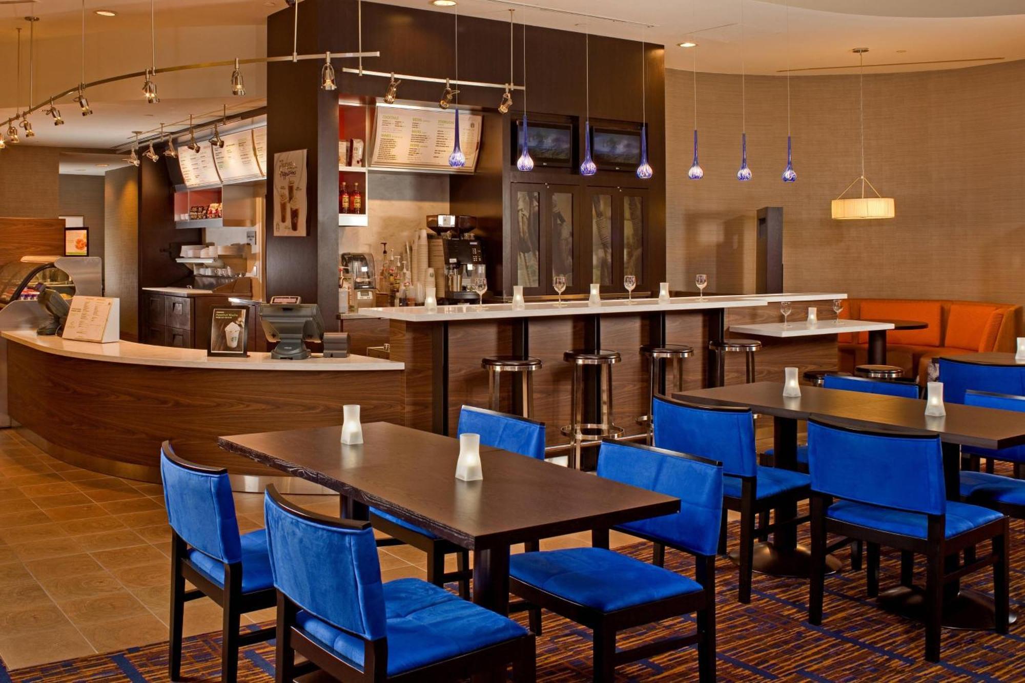 Courtyard By Marriott Baltimore Downtown/Inner Harbor Zewnętrze zdjęcie