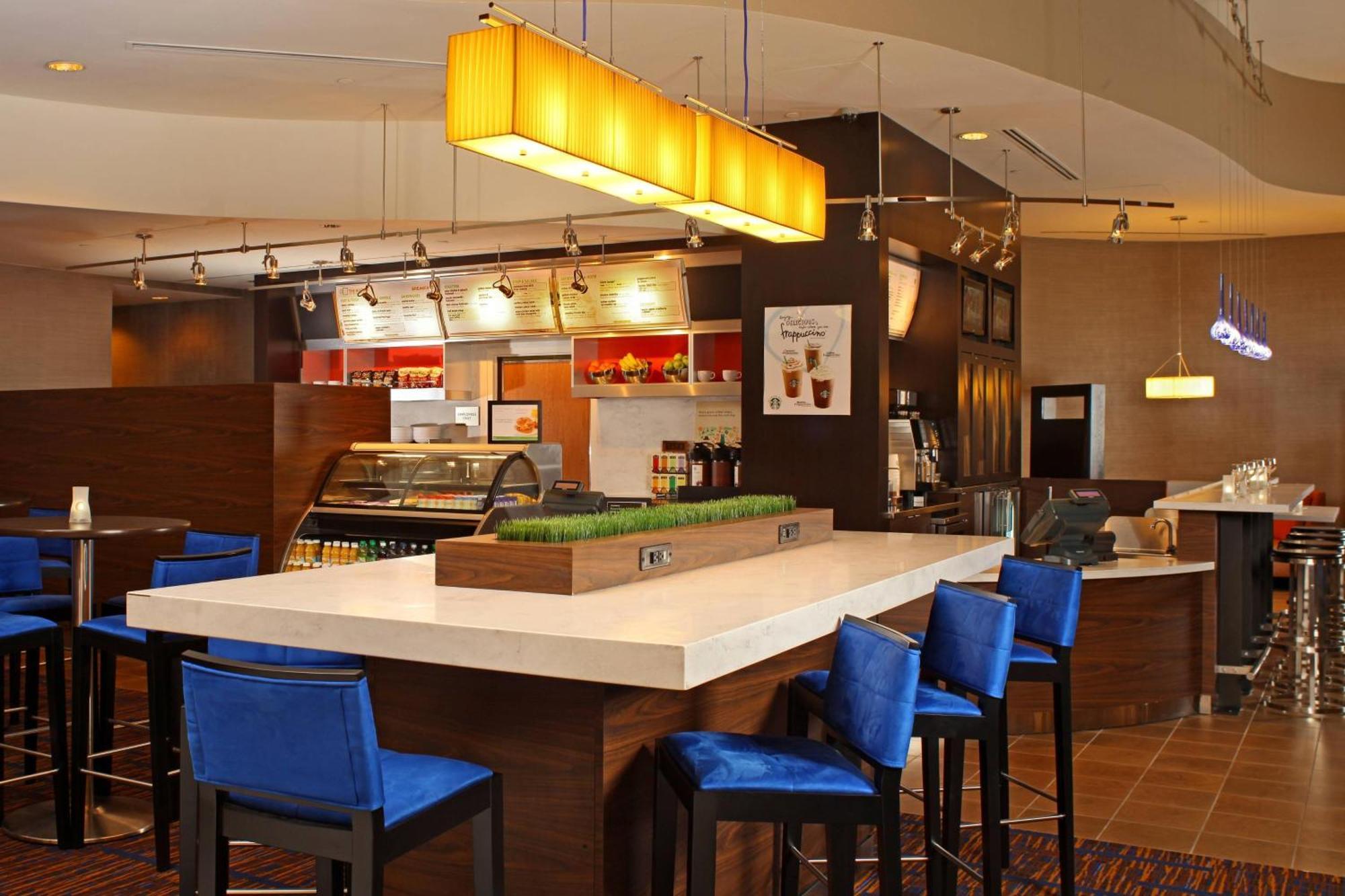 Courtyard By Marriott Baltimore Downtown/Inner Harbor Zewnętrze zdjęcie